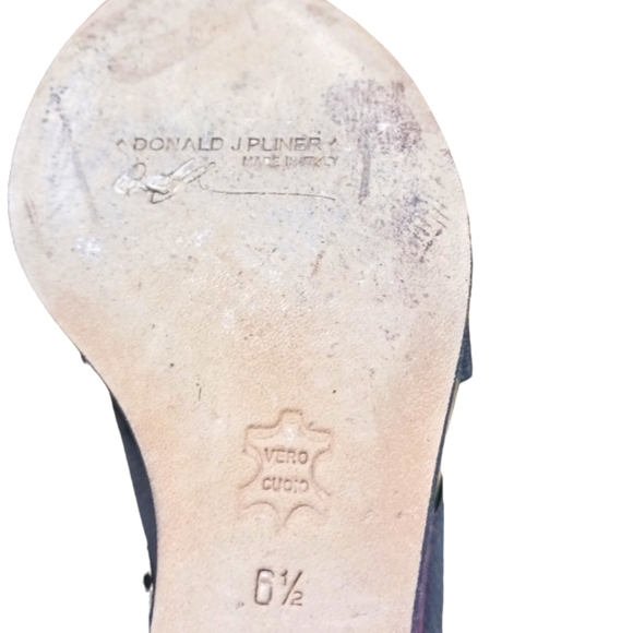 Donald J. Pliner Limited Edition Hand Painted Tropical Wedge Sandals - Picture 9 of 10